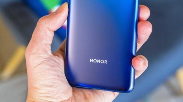 Смартфон Honor