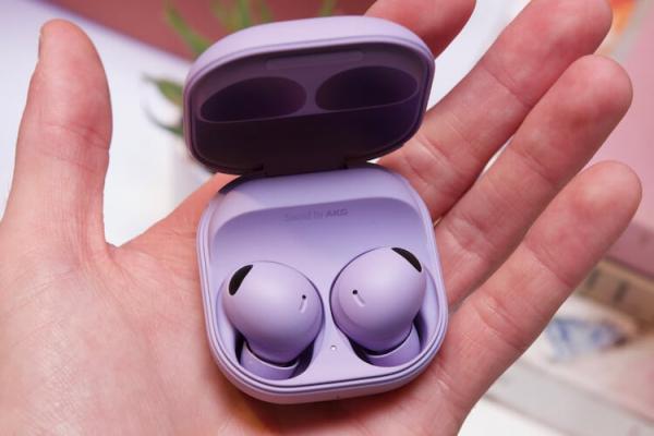 Samsung Galaxy Buds 2 Pro — лучшие наушники Samsung. Samsung Galaxy Buds 2 Pro. Фото.