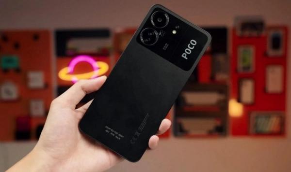 Новый смартфон POCO C65. Горячая новинка, ставшая лучшим смартфоном за 10 тысяч рублей. Фото: F.A CHANNEL. Фото.