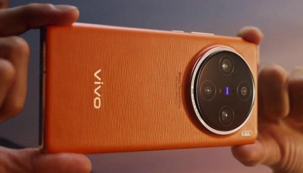 Когда выйдет vivo X100 Pro+. Plus-версия будет еще более крутым смартфоном. Фото.