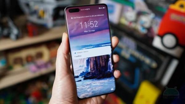 Обновляется ли Android на смартфонах Huawei. Huawei очень хороши программно, и прекрасно обновляются без AOSP. Фото.