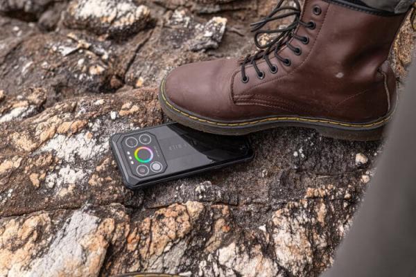 Какой защищенный смартфон лучше. Air1 Ultra+ — самый стильный защищенный смартфон в линейке IIIF150. Какой защищенный смартфон лучше. Air1 Ultra+ — самый стильный защищенный смартфон в линейке IIIF150. Фото.
