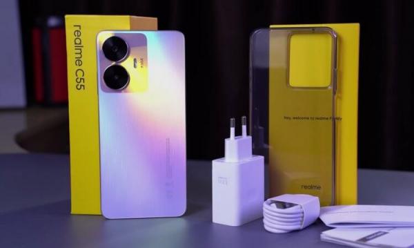 realme C55 — смартфон с большой памятью. А еще у этого смартфона есть некое подобие Dynamic Island. realme C55 — смартфон с большой памятью. А еще у этого смартфона есть некое подобие Dynamic Island. Фото.