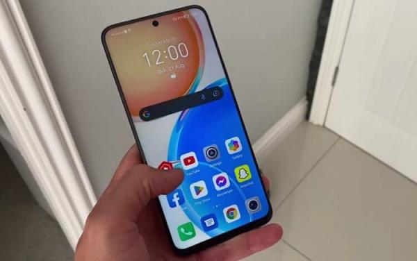 Безрамочный смартфон HONOR X8. Видите рамки? Вот и я не вижу. Безрамочный смартфон HONOR X8. Видите рамки? Вот и я не вижу. Фото.