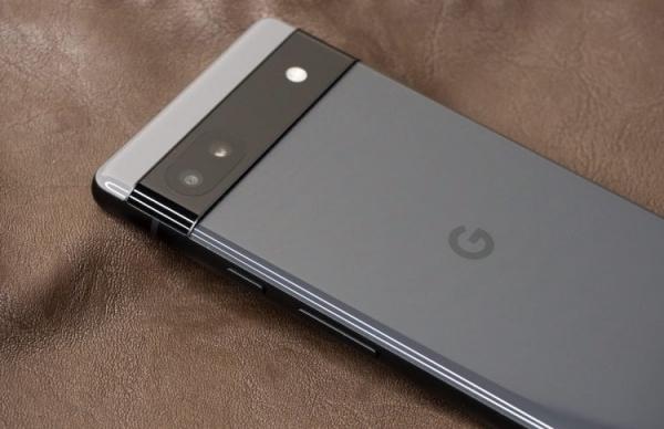 Google Pixel 6a — компактный дешевый Пиксель. Google Pixel 6a. Фото.