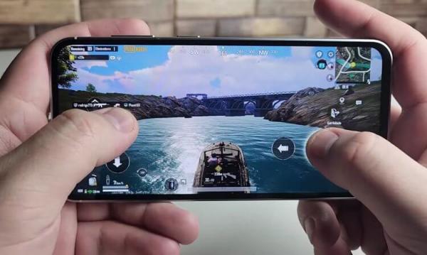 Процессор Samsung Galaxy S23 FE. Snapdragon — для игр, Exynos — для работы. Фото: TechRight. Процессор Samsung Galaxy S23 FE. Snapdragon — для игр, Exynos — для работы. Фото: TechRight. Фото.