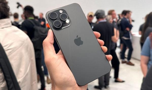 iPhone 15 Pro Max — можно ли играть на Айфоне. iPhone 15 Pro Max. iPhone 15 Pro Max — можно ли играть на Айфоне. iPhone 15 Pro Max. Фото.
