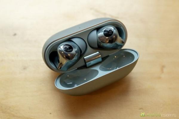 Как звучат Huawei FreeBuds Pro 3. В кейсе все сделано качественно и крышка хорошо фиксируется в крайних положениях. Фото.