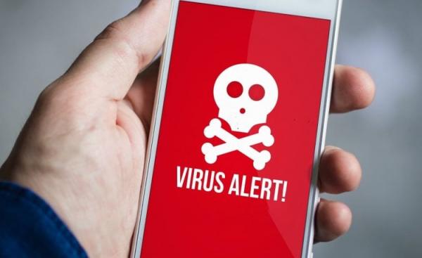Как пользоваться смартфоном, чтобы он не поймал вирус. Эти рекомендации помогут вам обезопасить смартфон. Фото.