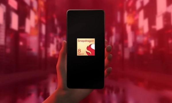 Какой процессор для смартфона лучше. На данный момент Snapdragon 8 Gen 3 выглядит предпочтительнее. Фото.