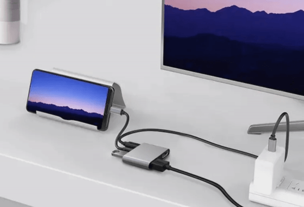 Товары с AliExpress, которые заставят вас сожалеть, если вы их не купите. HDMI и USB для любого смартфона или ноутбука. Товары с AliExpress, которые заставят вас сожалеть, если вы их не купите. HDMI и USB для любого смартфона или ноутбука. Фото.