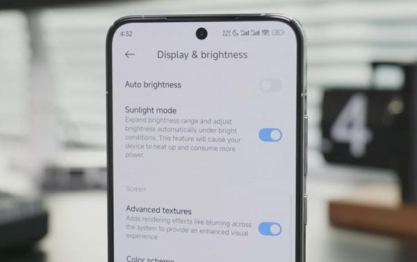Отличия глобальной версии Xiaomi 14 от китайской. В китайской версии нет поддержки русского языка. Фото: gizmochina. Фото.
