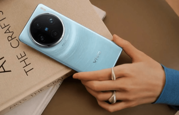 Характеристики Vivo X Fold 3. Vivo X100 предлагает отличную камеру. В Vivo X Fold 3 она точно будет не хуже. Изображение: ITZine. Характеристики Vivo X Fold 3. Vivo X100 предлагает отличную камеру. В Vivo X Fold 3 она точно будет не хуже. Изображение: ITZine. Фото.