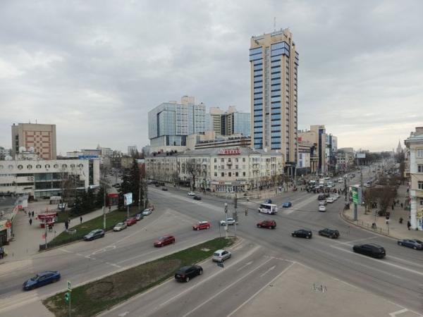 Наверное это лучший телефон за 30 000 рублей. У него шикарный экран и магнитная зарядка. Как снимает Infinix Note 40 Pro. Фото.