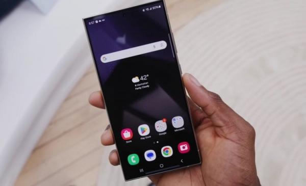 Лучшие процессоры Snapdragon в 2024 году. Можно найти немало отличных смартфонов на чипах Qualcomm, если хорошенько разобраться в процессорах. Фото: Marques Brownlee. Фото.