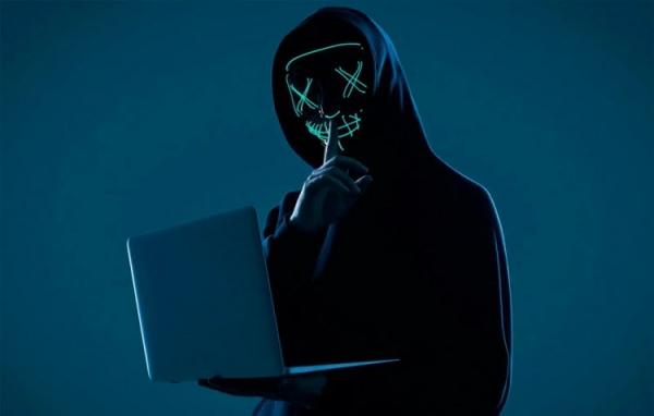 Недостатки карт памяти. Получить доступ к данным с карты памяти может любой, кто заполучит ее. Недостатки карт памяти. Получить доступ к данным с карты памяти может любой, кто заполучит ее. Фото.