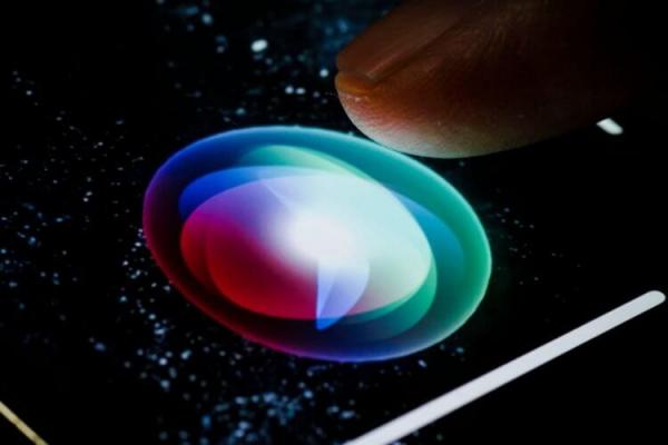 Siri и интеграция с ChatGPT в iOS 18. ChatGPT будет интегрирован в Siri, и это должно изменить голосовой ассистент. Фото: ZDNet. Siri и интеграция с ChatGPT в iOS 18. ChatGPT будет интегрирован в Siri, и это должно изменить голосовой ассистент. Фото: ZDNet. Фото.
