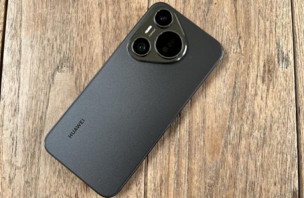 Можно ли играть на смартфонах HUAWEI. Во время игр корпус греется умеренно. Можно ли играть на смартфонах HUAWEI. Во время игр корпус греется умеренно. Фото.