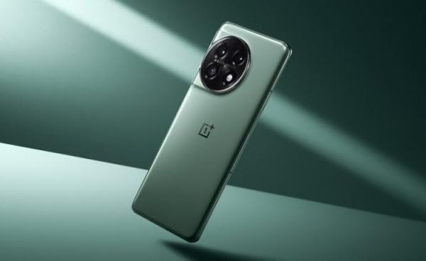 OnePlus 11 — самый выгодный смартфон. OnePlus 11. Изображение: OnePlus. OnePlus 11 — самый выгодный смартфон. OnePlus 11. Изображение: OnePlus. Фото.