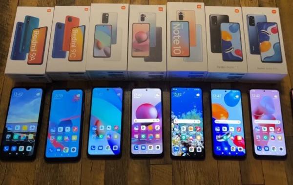 Какой Redmi купить. У Redmi тоже много смартфонов, но среди них нет флагманов. Фото.