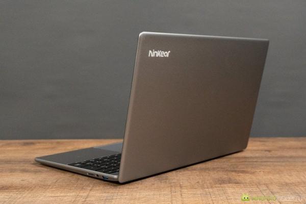 Можно ли играть на Ninkear A15 Plus. Играть на Ninkear A15 Plus можно, но точно не в ААА-тайтлы. Фото.