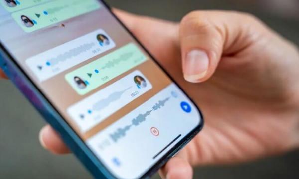 Расшифровка голосовых сообщений в WhatsApp. Ранее расшифровку голоса находили в бета-версии Ватсапа для iOS. Фото: beebom.com. Фото.