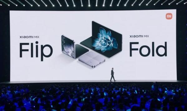Цены Xiaomi Mix Fold 4 и Xiaomi Mix Flip. На фоне Samsung цены не кажутся запредельно высокими. Фото.