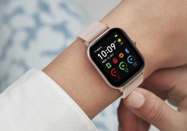 Безопасно ли пользоваться Pixel Watch. Часы похожи друг на друга не только внешним видом, но и сложно ремонта. Изображение: IXBT.com. Фото.
