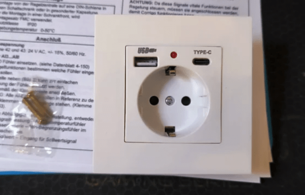 Европейская розетка с USB-портом. Изображение: AliExpress. Европейская розетка с USB-портом. Изображение: AliExpress. Фото.