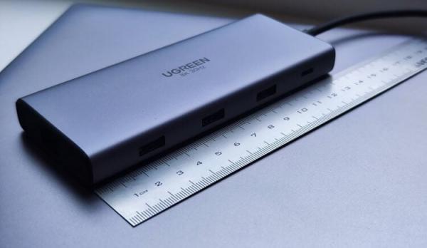 Что такое USB-концентратор. Размеры такого хаба сопоставимы с габаритами компактного смартфона. Что такое USB-концентратор. Размеры такого хаба сопоставимы с габаритами компактного смартфона. Фото.