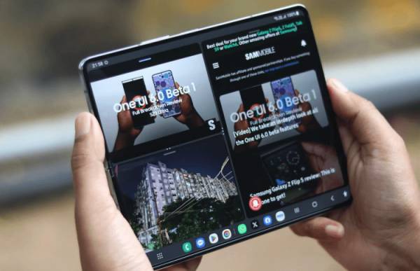 Самые популярные складные смартфоны. Samsung делает одни из самых знаменитых складных смартфонов, но Huawei все равно популярнее. Изображение: SamMobile. Фото.