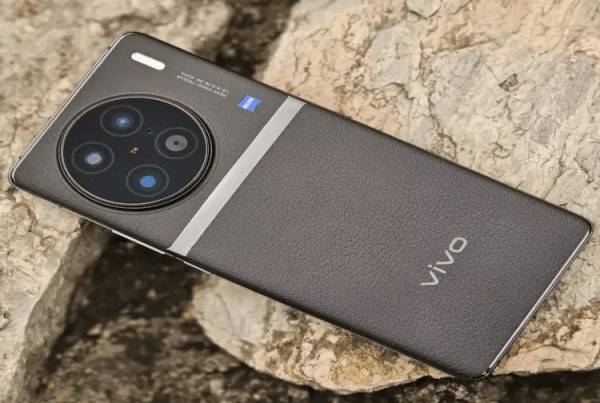 Vivo X100 Pro — китайский телефон с хорошей камерой. Vivo X100 Pro. Изображение: Times of India. Фото.
