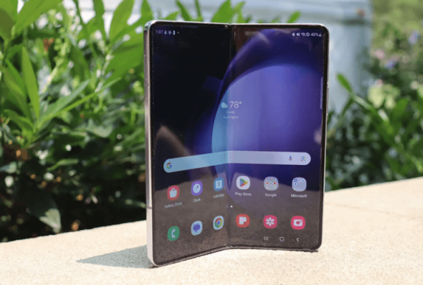 Samsung Galaxy Z Fold 6 — смартфон раскладушка. Samsung Galaxy Z Fold 6. Изображение: SamZilla. Фото.