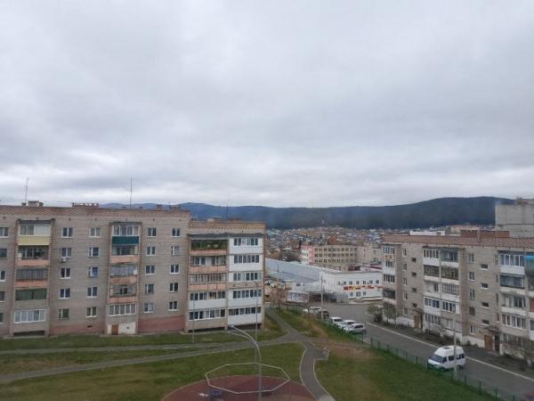 Недорогой смартфон с хорошей камерой. На фото довольно отчетливо получается небо, а также другие объекты. Недорогой смартфон с хорошей камерой. На фото довольно отчетливо получается небо, а также другие объекты. Фото.