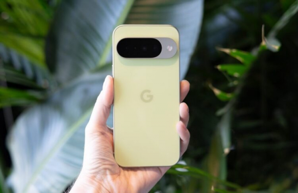 Обновление доступно владельцам Google Pixel. Изображение: iphones.ru. Фото.
