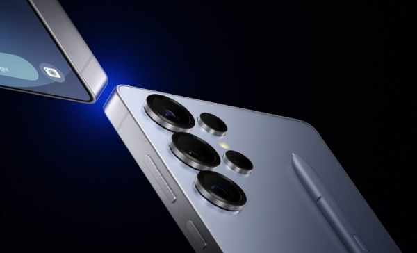 Камерофон с искусственным интеллектом и стилусом. Изображение: Samsung. Фото.