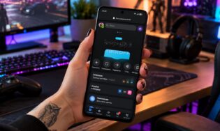 Смартфон с обновленным дизайном Т-Банка для Android
