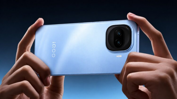 Популярный в России смартфон iQOO Z10 5G
